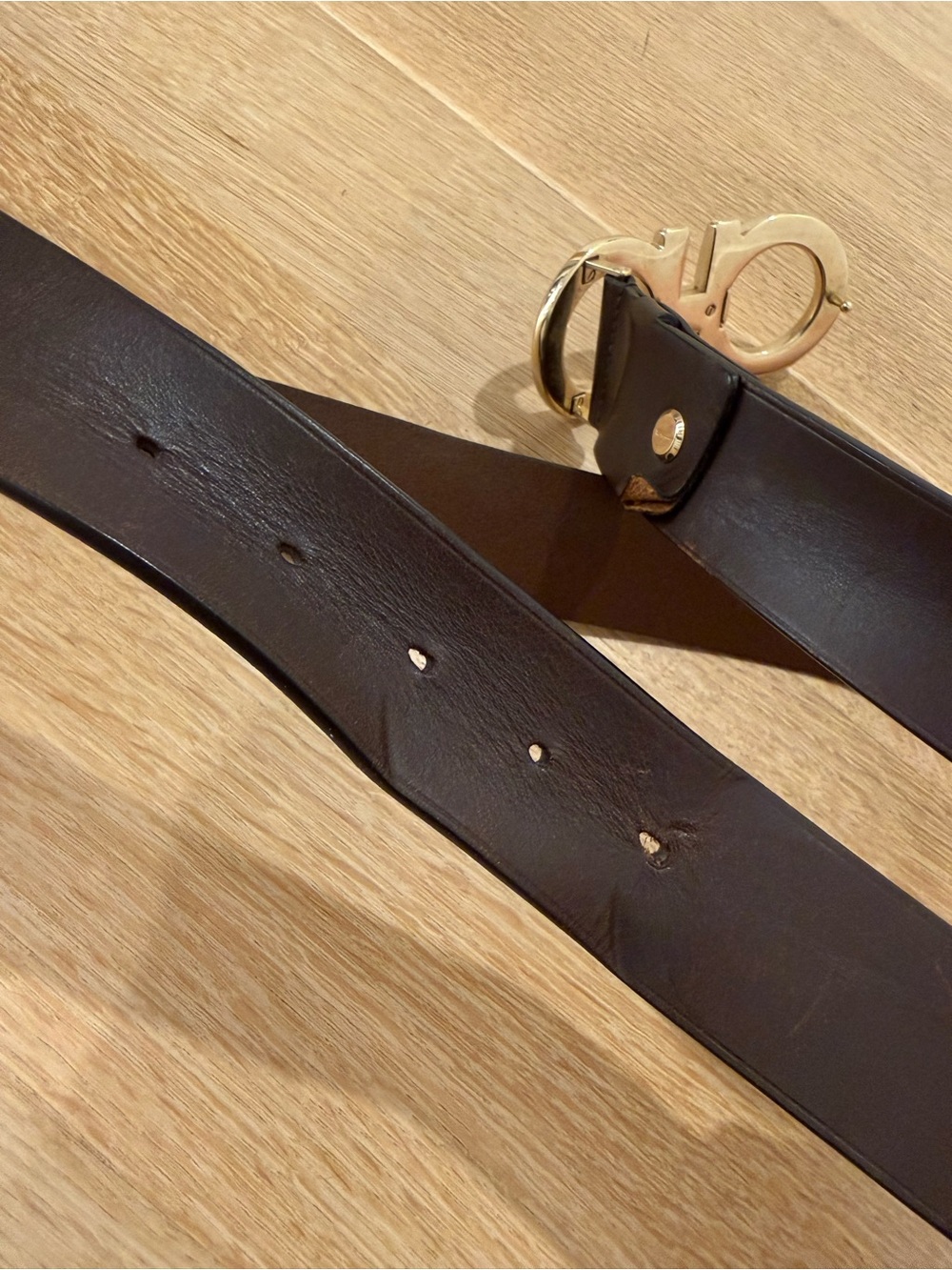 Authentic Salvatore Ferragamo Brown Leather Belt with Gold Gancini Buckle - Picture 6 of 14